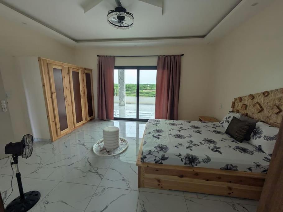 Villa Hawa, Decor Unique & Piscine ソモーヌ エクステリア 写真