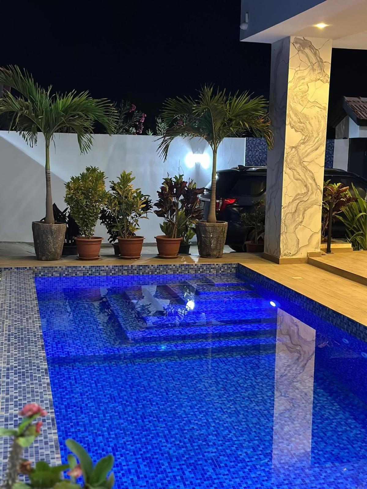 Villa Hawa, Decor Unique & Piscine ソモーヌ エクステリア 写真