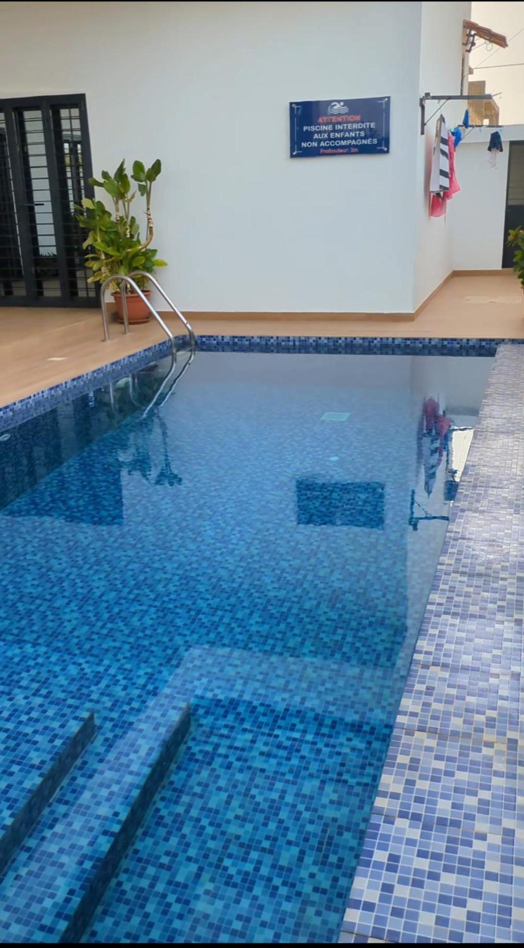 Villa Hawa, Decor Unique & Piscine ソモーヌ エクステリア 写真
